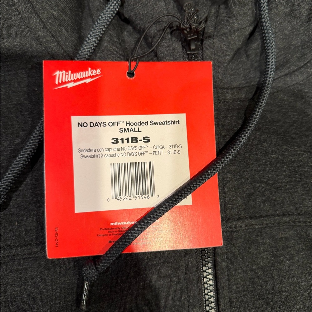 Men’s Milwaukee No Days Off Hoodie - Picture 6 of 6